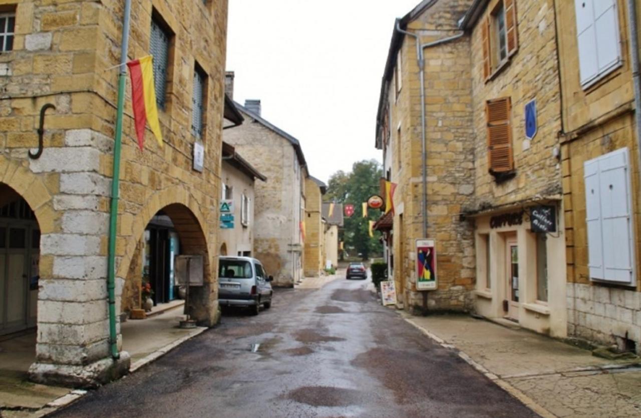 Hotel Les Remparts Nozeroy Ngoại thất bức ảnh